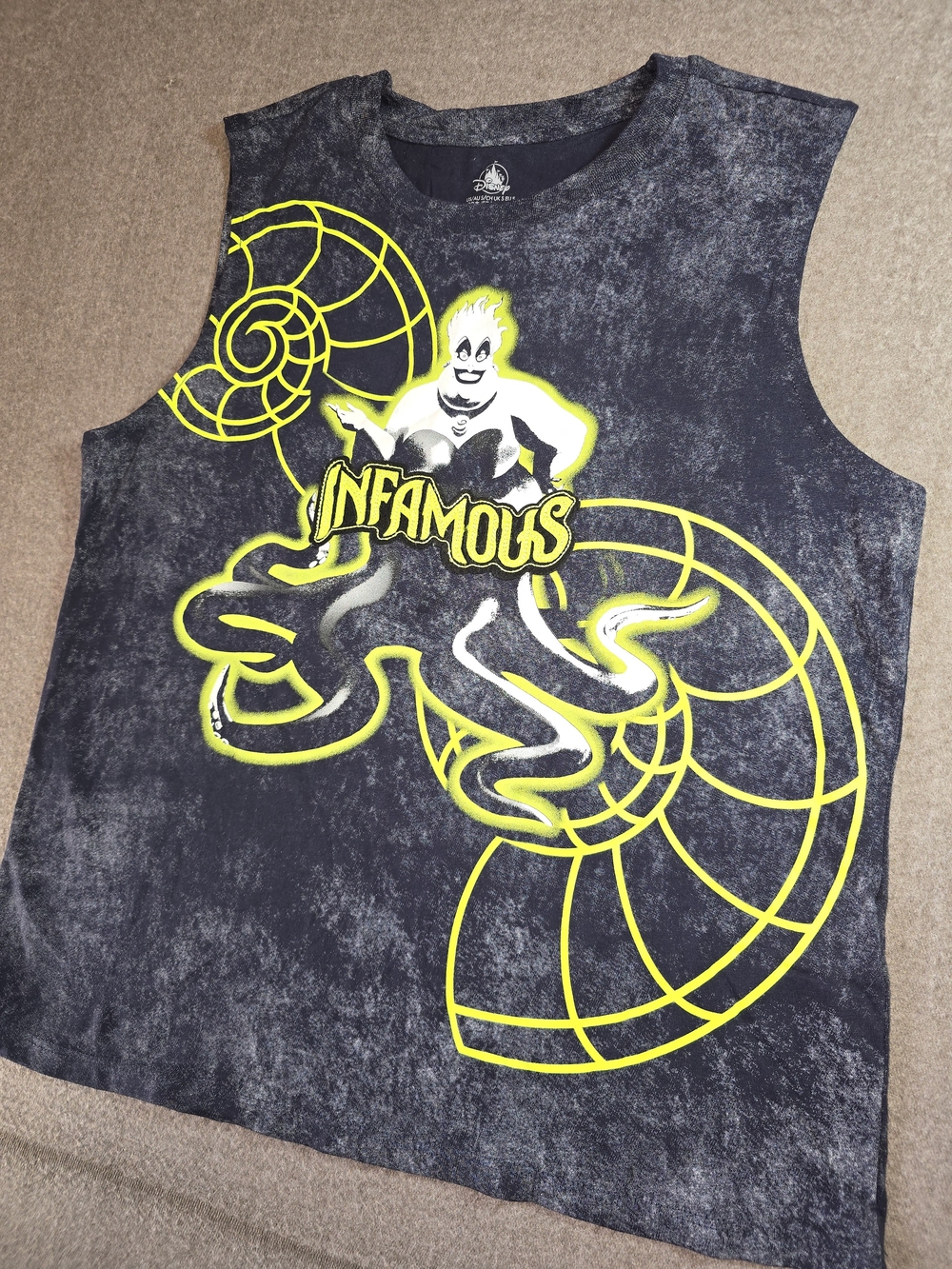 Disney Black & Lime Ursula Villan Cutoff Tank Top Womens Small